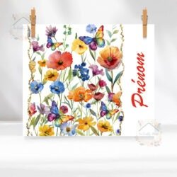 Motif Fleurs et Papillons déroulé à plat avec l'emplacement du prénom sur le tumbler by La Crafty House