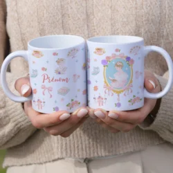 Mug 11oz L'amour entre les Pages personnalisé au prénom, les deux faces du décor by La Crafty House